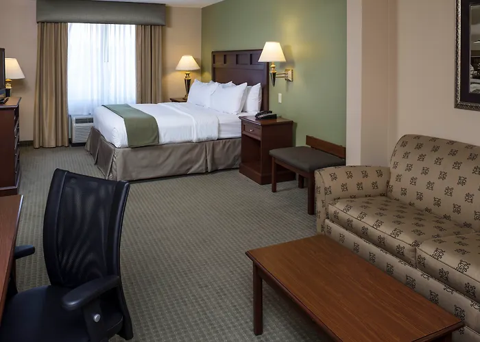 Holiday Inn Express & Suites Bradenton East-Lakewood Ranch By Ihg